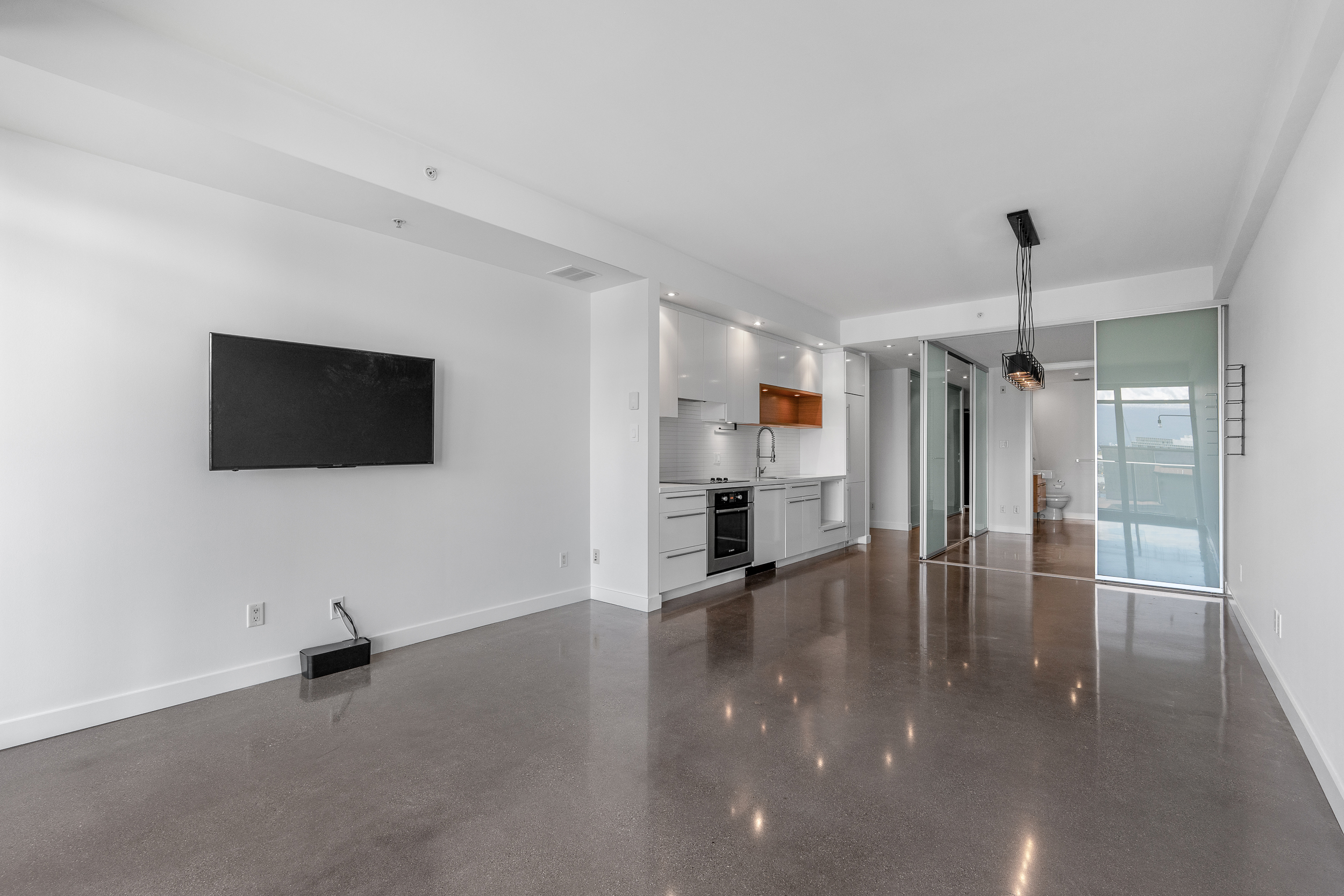 #417 - 256 E. 2nd Avenue